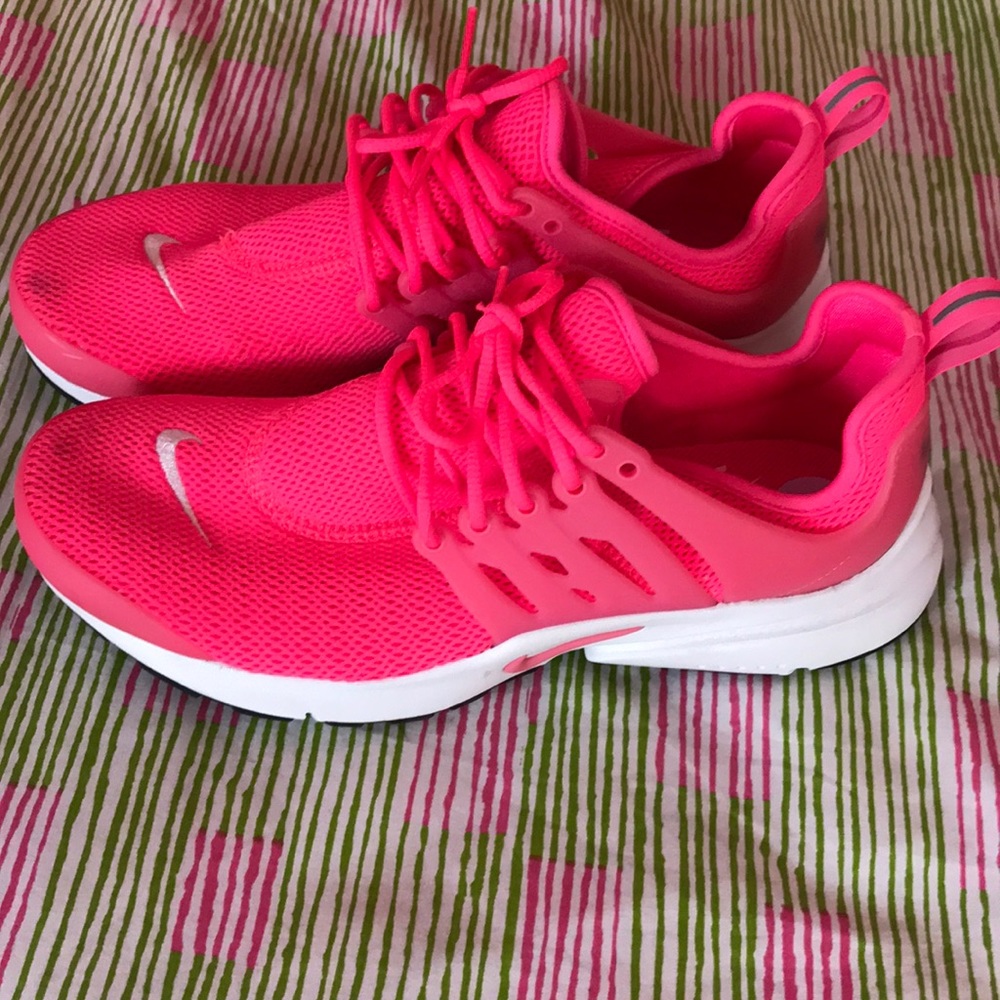 Nike Prestos